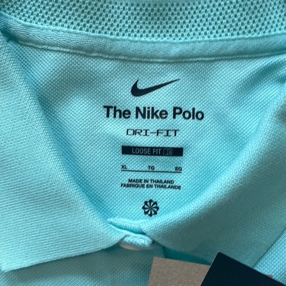 NWT Nike Dri-Fit Loose Fit Cropped Light Dew The Nike Polo Women’s